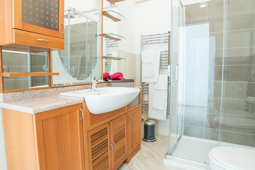 アジェーロラCasa Ninaアパートメント エクステリア 写真